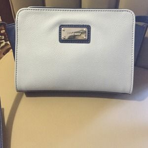 Brand New Nine West crossbody clutch