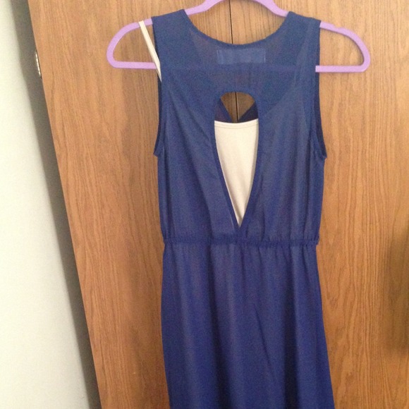 High Low Dress - Picture 3 of 3