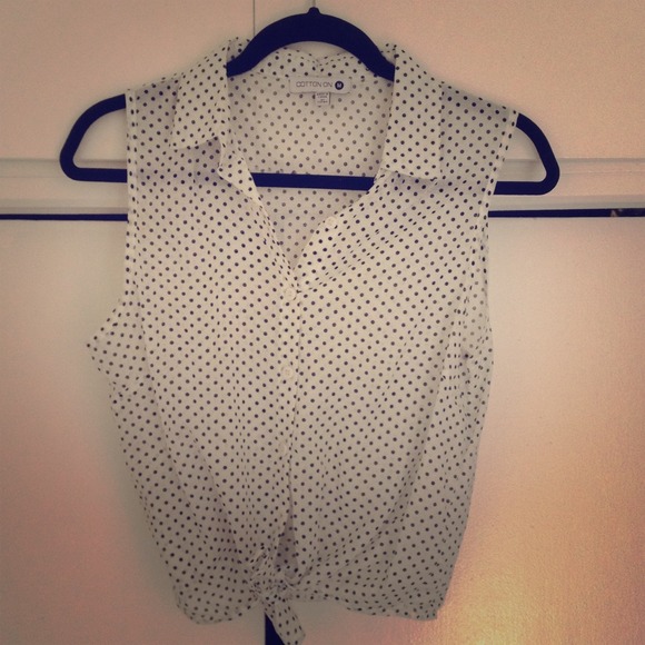 I am selling my cotton polka dot now tied shirt.