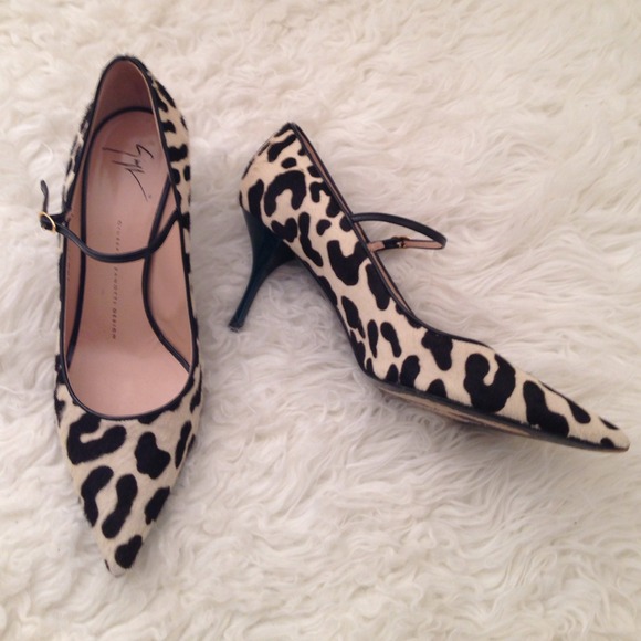 GIUSEPPE ZANOTTI design size 39