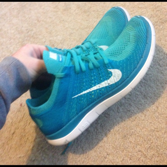 Nike Shoes - Womens Nike flyknit 4.0