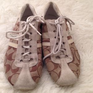 Coach katelyn size 7m