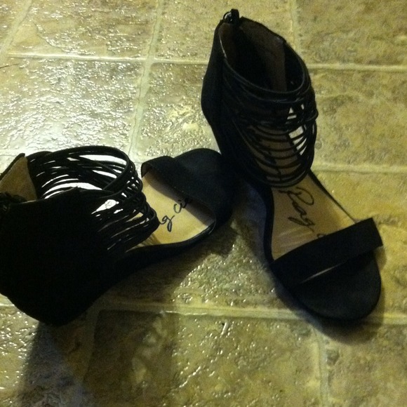 Black heels