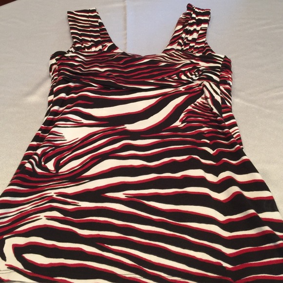 Express Tank Top - Picture 3 of 3