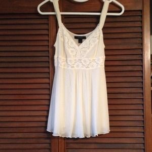 Express shirt size small