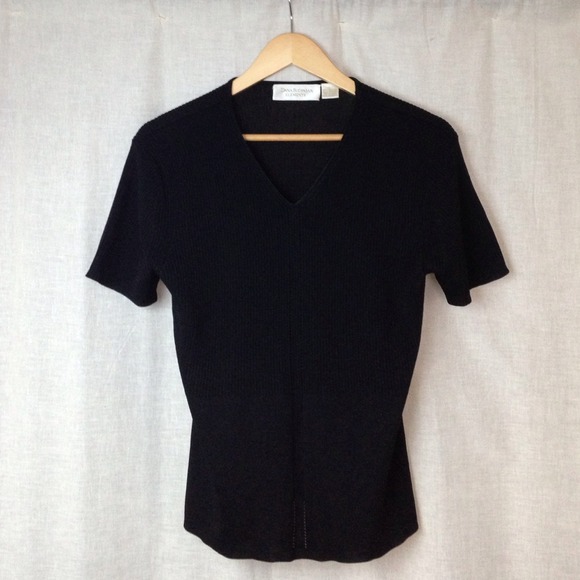 Body Shaping Silk Black V-Neck