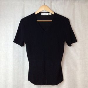 Body Shaping Silk Black V-Neck