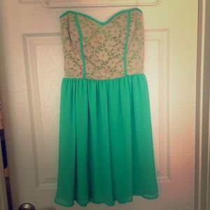 Francesca's rustic dress