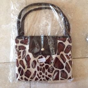 NEW IN BAG WITH TAGS giraffe print purse