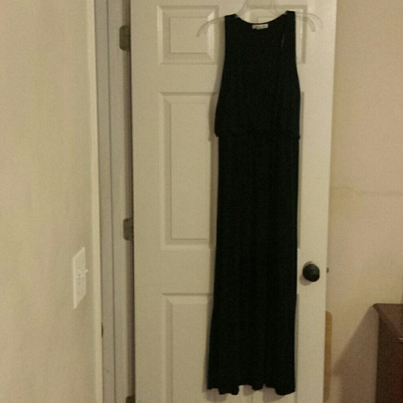 Black maxi dress