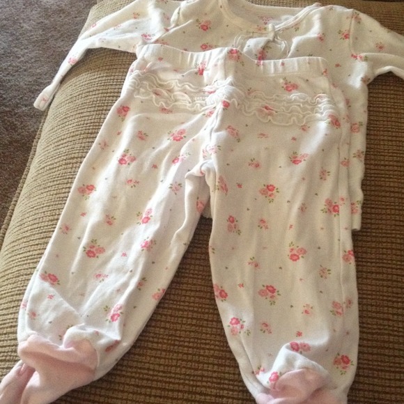 Carters footsie outfit - Picture 3 of 3
