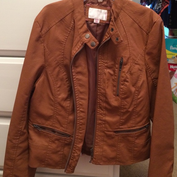 Camel color leather jacket - Picture 1 of 1