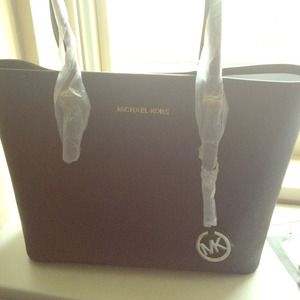 Michael Kors Tote