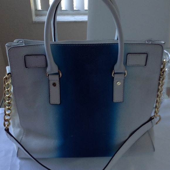 AUTHENTIC MICHAEL KORS PURSE - Picture 2 of 3