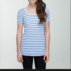 SOLD IN BUNDLE Lululemon Every Yogi Tee Sz 4