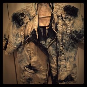 GUESS SHORT COAT