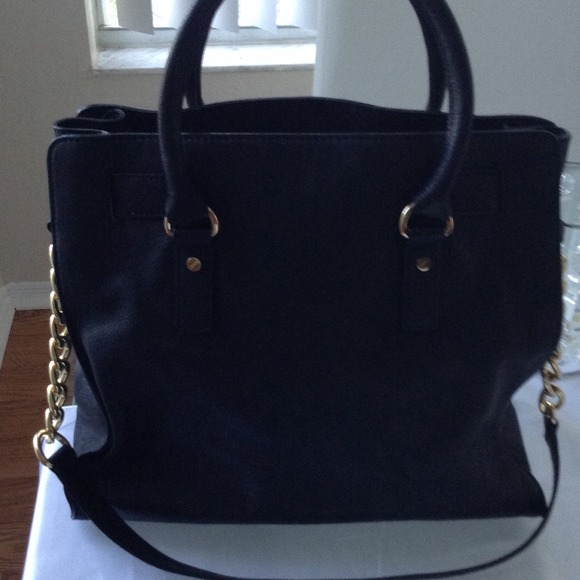 AUTHENTIC MICHAEL KORS PURSE - Picture 2 of 4