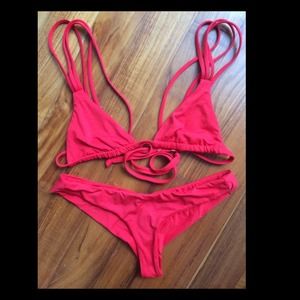 Frankie's Bikinis Set in Red