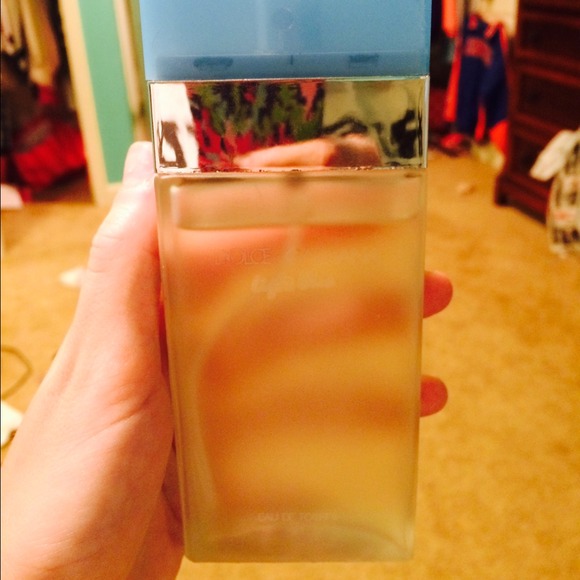 Dolce and gabbana light blue perfume