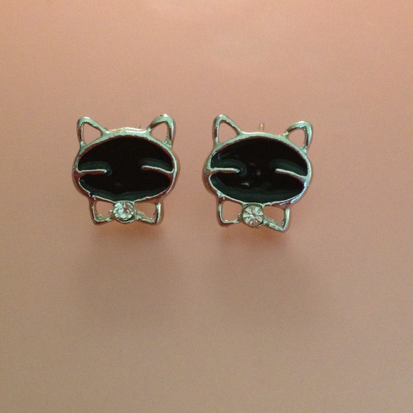 no brand Jewelry - Cat earrings 4 available