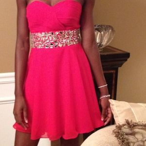 ❤️Short Red Strapless Chiffon Dress❤️