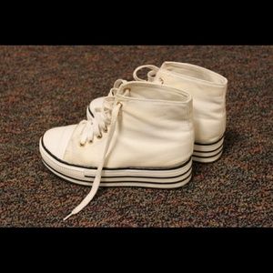 White platform sneakers