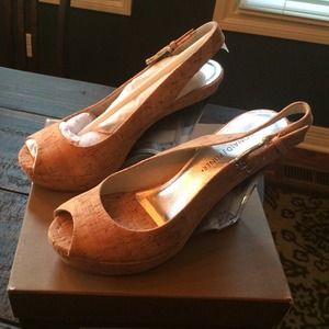 Donald Pliner-Debb wedges