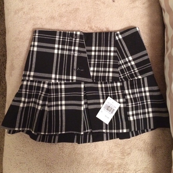 Black & white plaid mini skirt