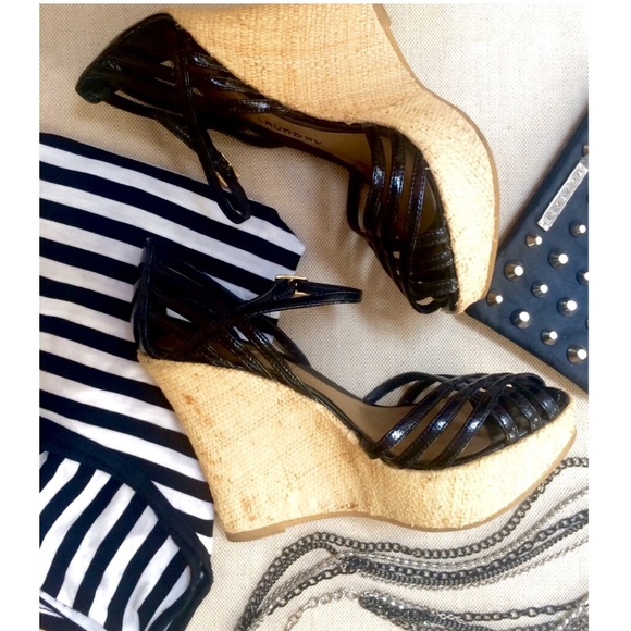 Patent leather criss cross strap chunky wedges - Picture 2 of 4