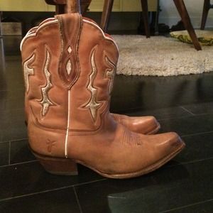 Frye Lilly Tan Cowboy Boots
