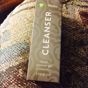 Facial cleaner