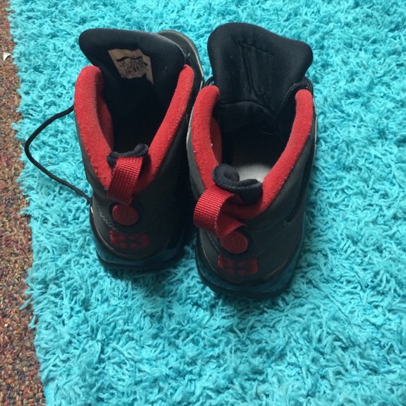 Jordan 9 size 6y - Picture 4 of 4