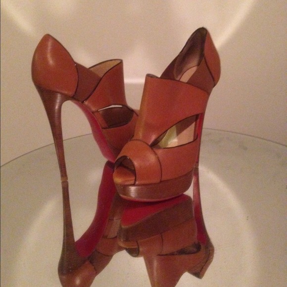 Christian Louboutin Pitou - Picture 2 of 4