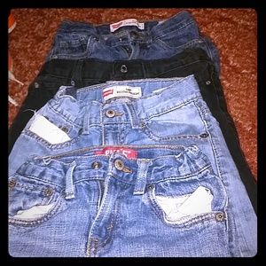 4 pair of Levi for boys size 4t