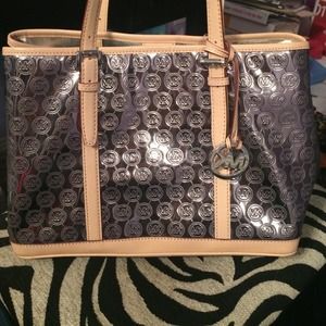 Michel Kors Purse