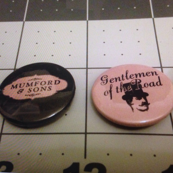 Mumford & sons mini pin set. Rare