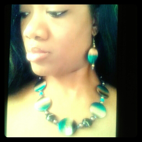Necklace Set