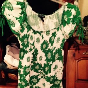 💌Bundled💌Three Tops!