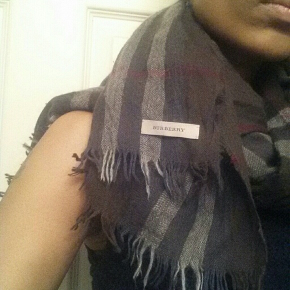 Burberry Wool Scarf