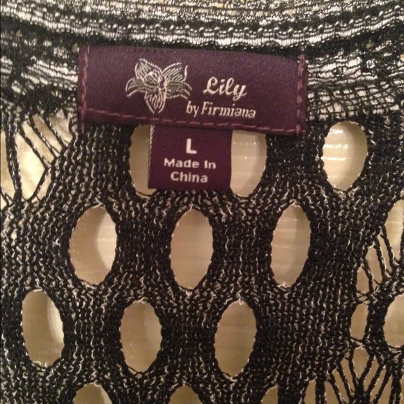 Top - Picture 2 of 3