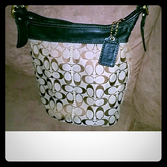 Authentic Coach Cross body bag