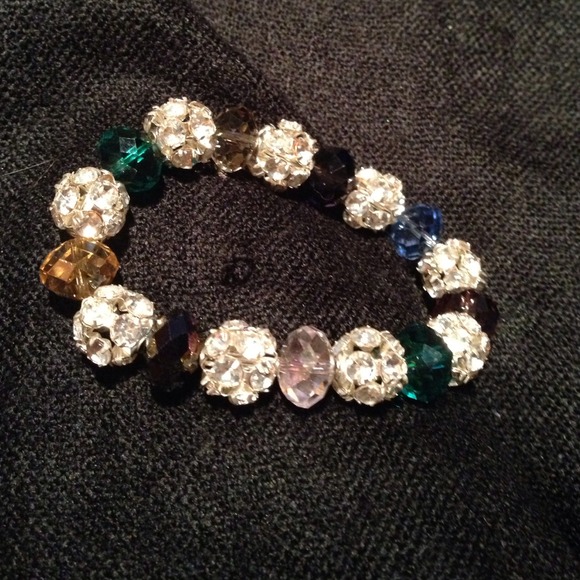 MULTI COLOR CRYSTAL W/RHINESTONE STRETCH BRACELET - Picture 1 of 3