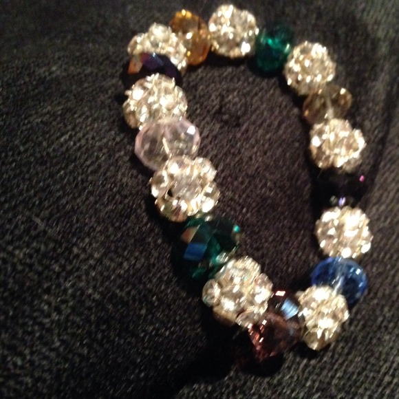 MULTI COLOR CRYSTAL W/RHINESTONE STRETCH BRACELET - Picture 2 of 3