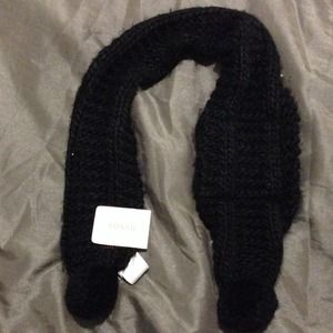 Black fossil Madison scarf