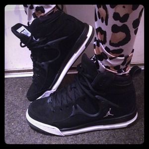 7Y Black White Gray Jordan's