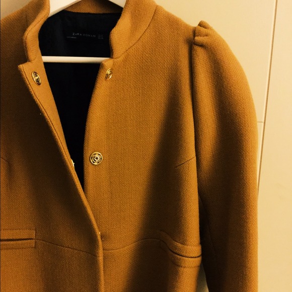 SOLD 🚫 Zara Gathered Shoulder Camel Coat - Picture 2 of 4