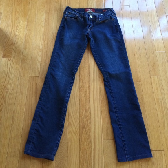 Fabulous Lucky Brand Charlie Straight.