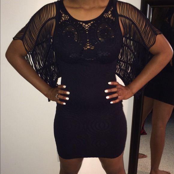 Bebe slashed sleeve dress
