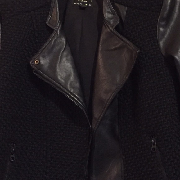 Guess coat - Picture 4 of 4