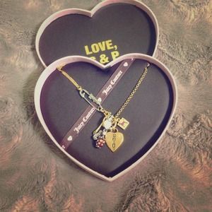 Juicy couture necklace
